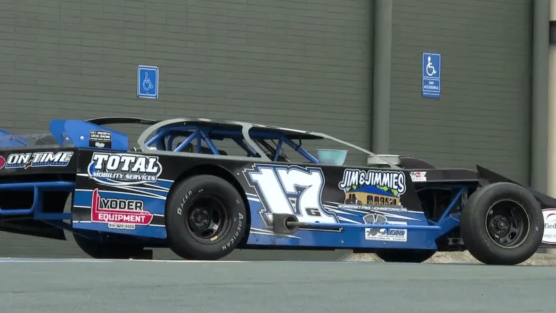 Local racing fans meet area drivers at showcase event outside Richland bowling alley