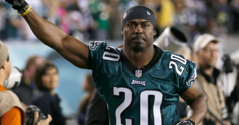NFL asks Homeland Security to take down video of former Philadelphia Eagle Brian Dawkins