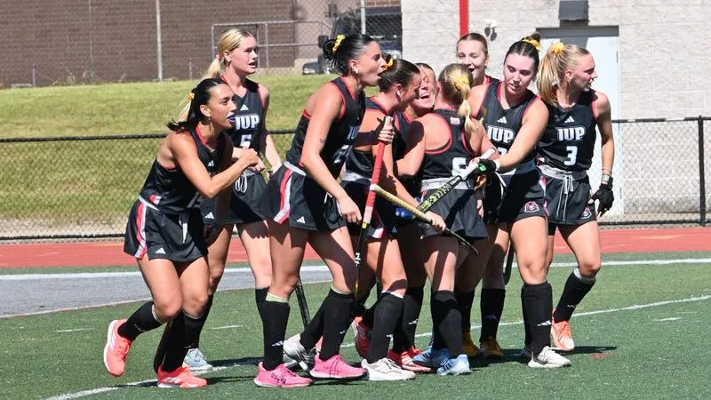 Field Hockey Holds off Division I Lock Haven for 3-2 Road Victory
