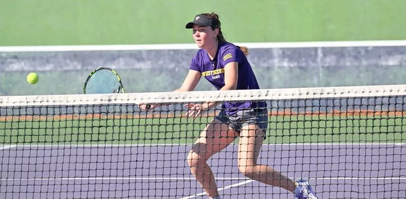 Women's Tennis Rolls Past Albright, 6-1