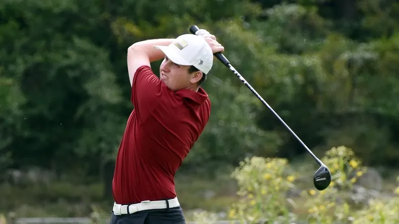Pollitzer Leads Golf in Debut