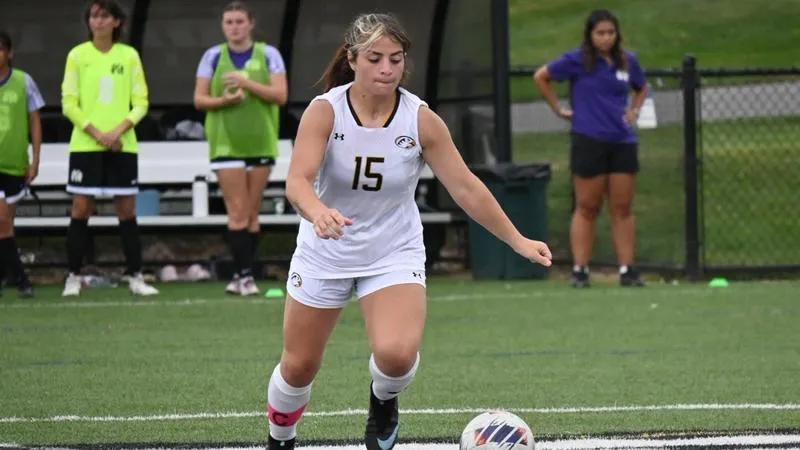 DeNunzio Nets Pair in Soccer's Setback to NDMU, 3-2