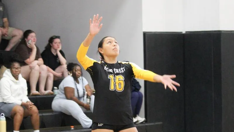 Volleyball Battles Hard in Five-Set Loss to Centenary