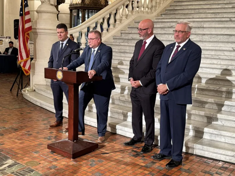 York Republicans force movement on bill banning gifts to public officials
