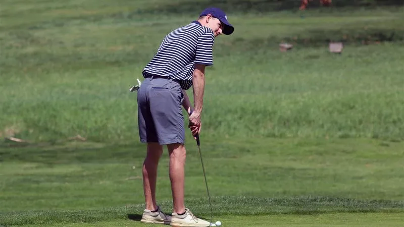 Men's Golf Breaks 300 to Finish Third at Susquehanna