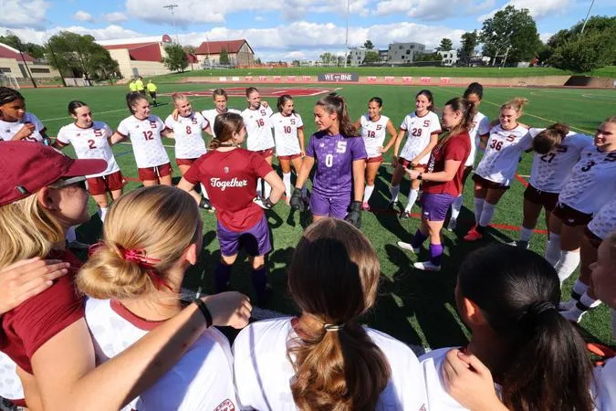 Women's Soccer Moves Up in United Soccer Coaches Poll