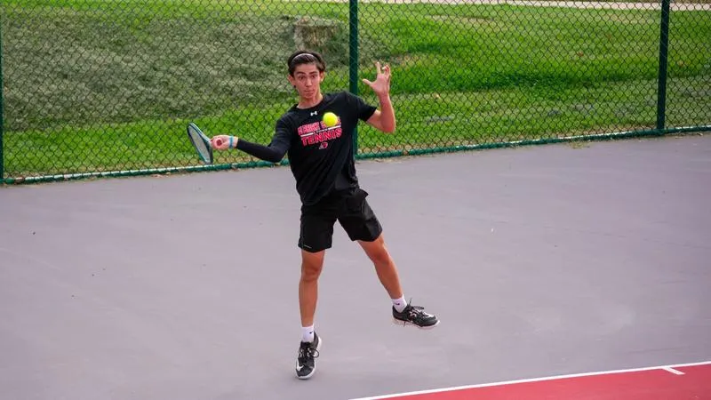 Men's Tennis Battles at West Chester