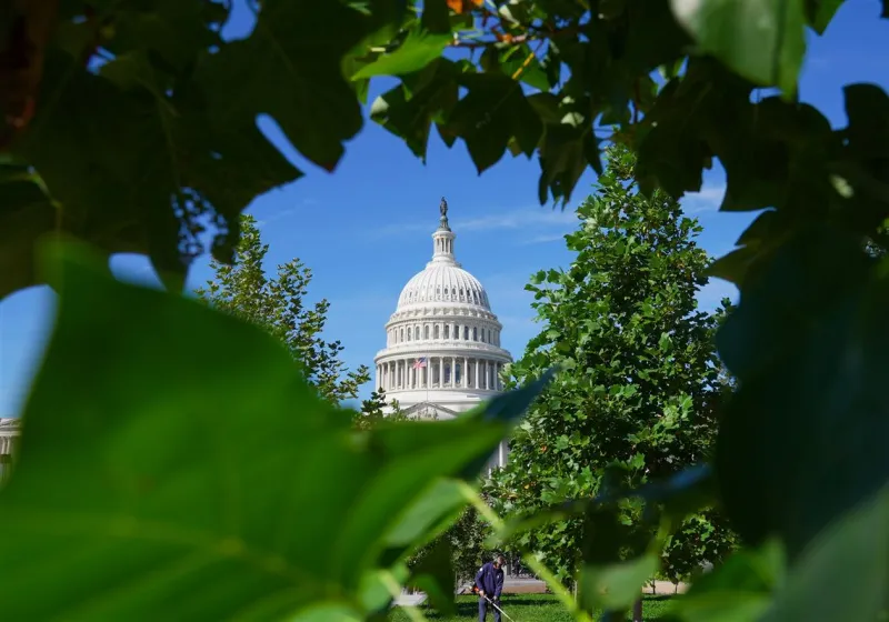 Data center bill falls short in Senate as lawmakers take final votes before the midterms