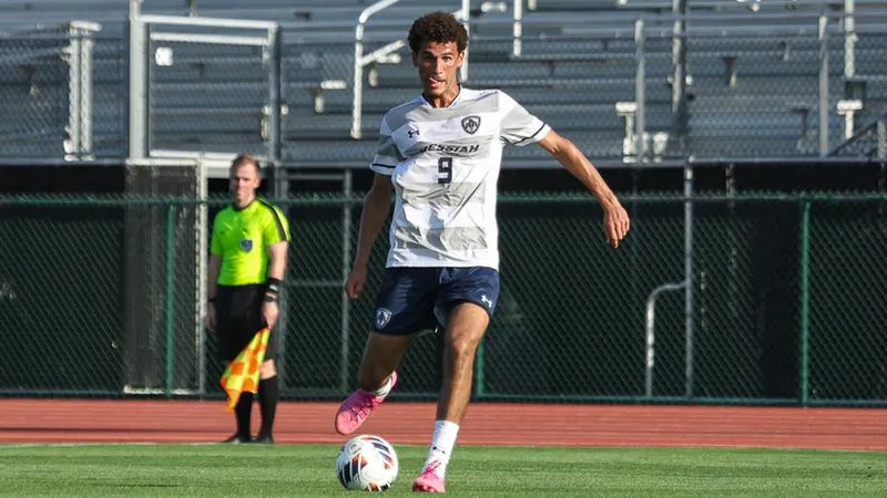 Strong First Half Pushes Falcons Past Warriors