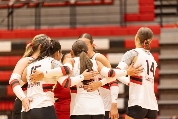 Red Wolves Volleyball Fell To W&J During Midweek Matchup