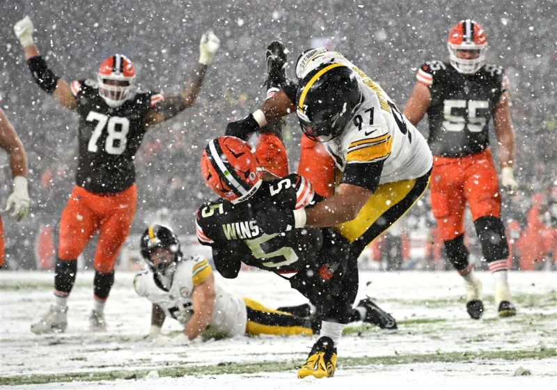 'There is something about Cleveland': Inexplicable Steelers losses have defined the Browns rivalry lately