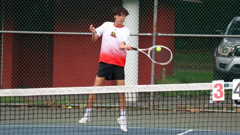 Linnen, Savner Pick Up Singles Wins in Men's Tennis Loss to Lycoming