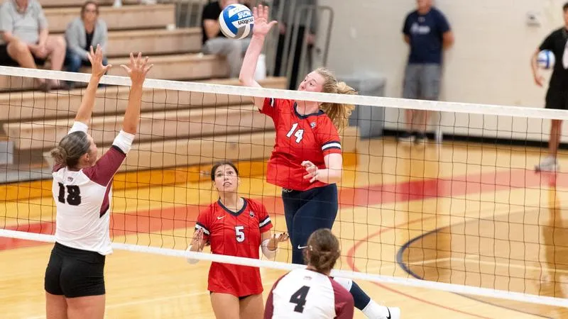 Volleyball Drops Another Tight One at Dickinson, 3-1