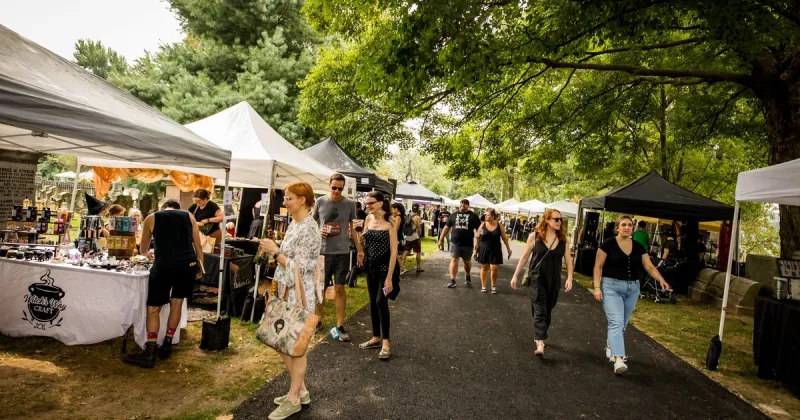 100+ oddities vendors coming to Laurel Hill Cemetery for Market of the Macabre Nov. 7