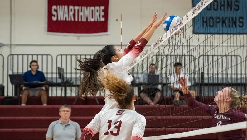 Volleyball Takes Down Muhlenberg in Five-Set Thriller