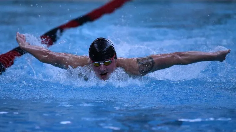 Men's Swimming Dominates in Season-Opener at Shippensburg
