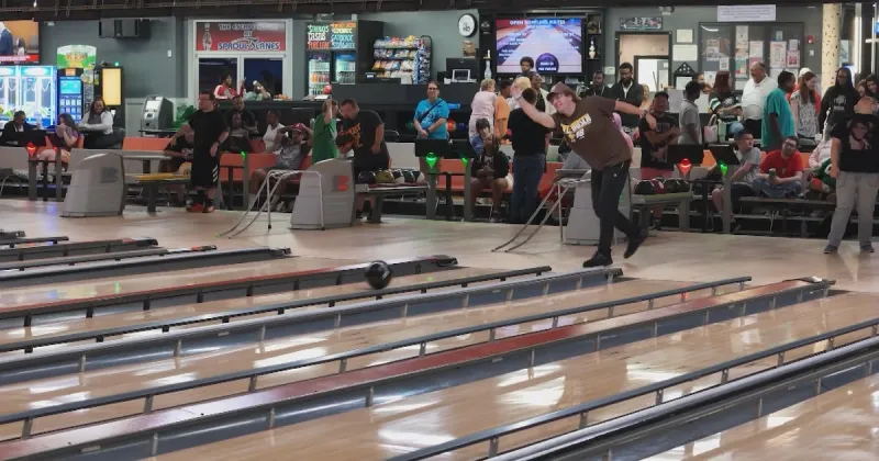 Delaware County bowling alley's adaptive league caters to people of all abilities
