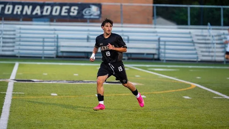 Men's Soccer Battles Back for Draw at W&J