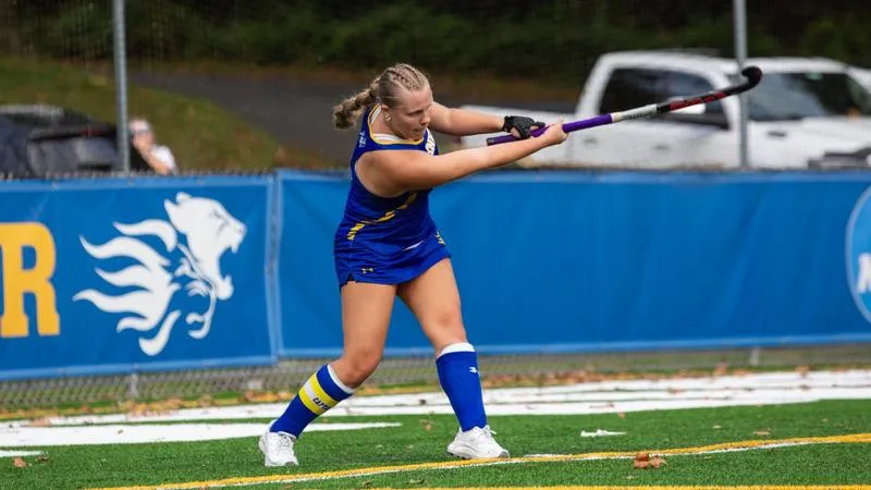 Field Hockey Opens Conference Play with Dominant 9-0 Win Against Albright