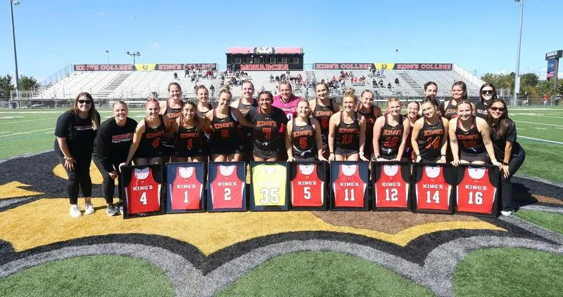 Field Hockey Celebrates Senior Night Against #17 Stevens