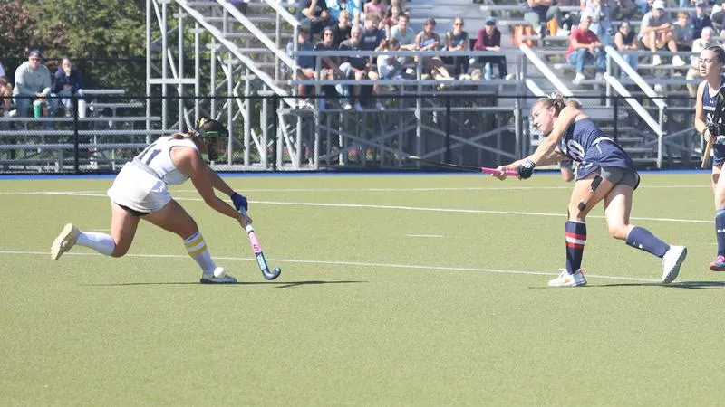 Field Hockey Opens Conference Play with Win Over Knights