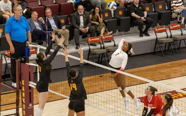 Edinboro Falls to Clarion in Four Sets