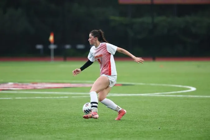 Griffins Open Conference Play With Cannoneers