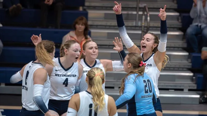 Westminster earns four-set Homecoming victory