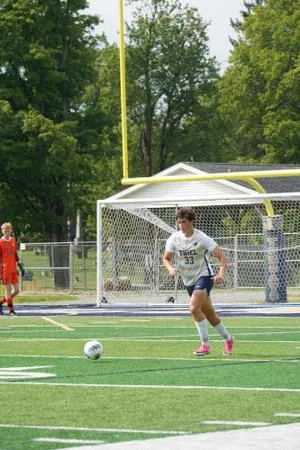 Strauss Scores as Tomcats Fall to Franciscan