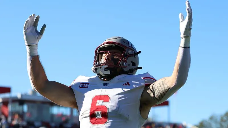 No. 9 IUP Survives Double-Overtime Thriller at Edinboro 46-44