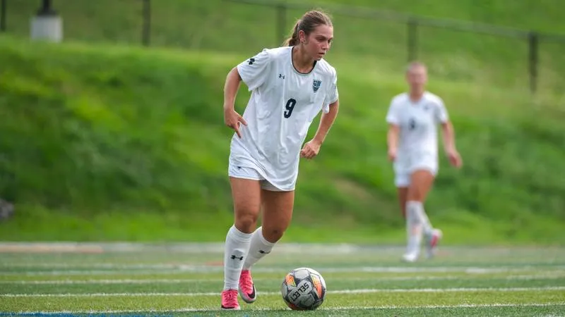 Women's Soccer Picks Up One Point at Le Moyne