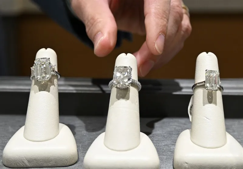 Lab-grown diamonds are booming. Pittsburgh jewelers are dealing with the fallout.