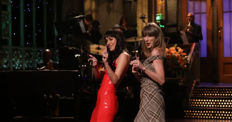 Taylor Swift's 'Life of a Showgirl' again tops the Billboard 200 as she makes 'SNL' cameo