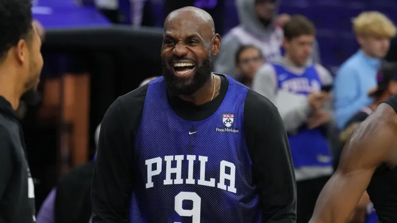 Behind the scenes inside LeBron's first 76ers training camp