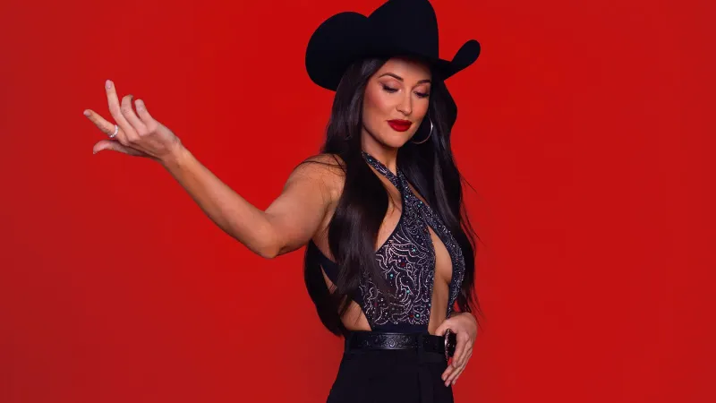 Kacey Musgraves Taps Intocable for Spanish Version of 'Uncertain, TX'