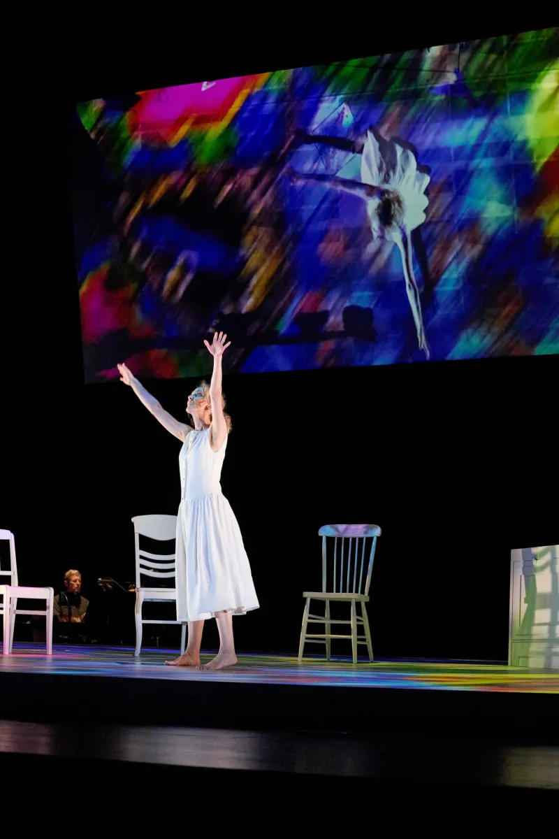 When dementia changes a scientist into an artist, a Philly play tells her story