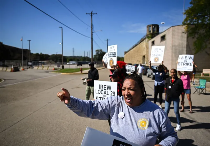 Duquesne Light's union is five days into its first strike in half a century