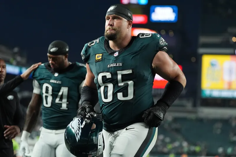 Eagles tackle Lane Johnson to retire after 14 seasons, 2 Super Bowls and 3 Christmas albums