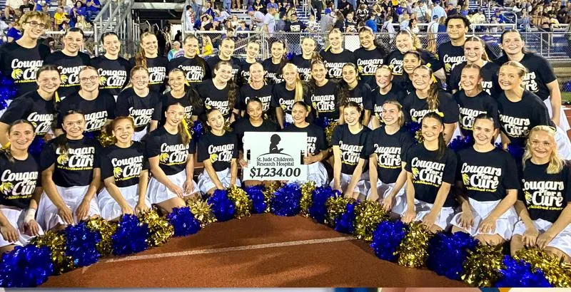 MU Cheer Team Sponsors "Cougars For a Cure"