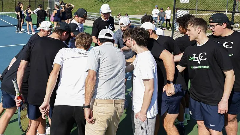 Men's Tennis Battles Catholic