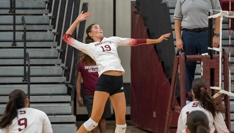 Volleyball Records Dominant Conference Win over Ursinus