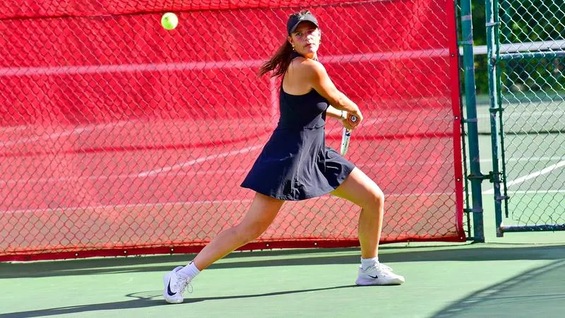 Griffins Defeat Spartans