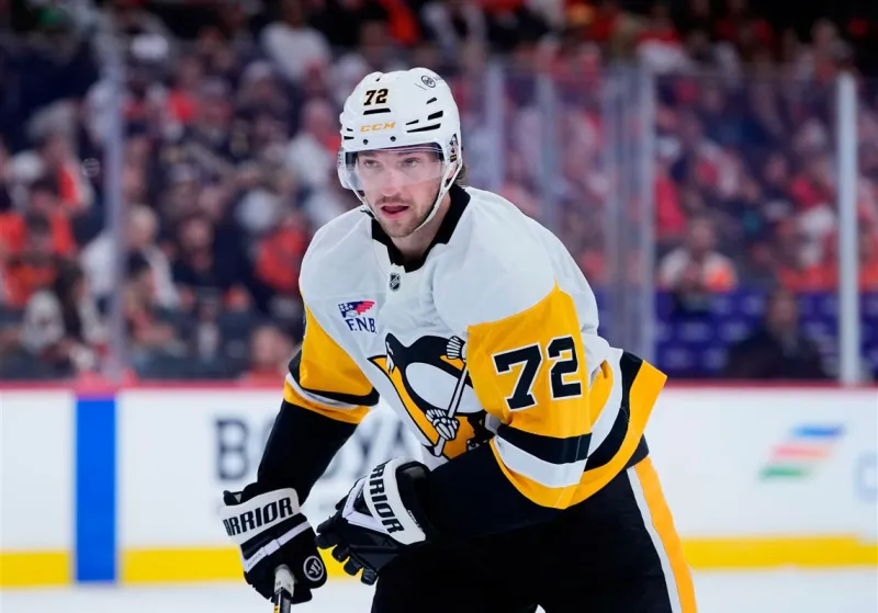 How Declan Carlile went from getting one NCAA offer to the Penguins' top defensive pair