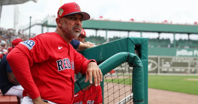 Report: Alex Cora really, really doesn't want to manage the Phillies