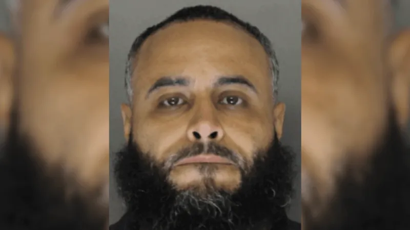 Man arrested for possession of nearly a kilogram of cocaine: police