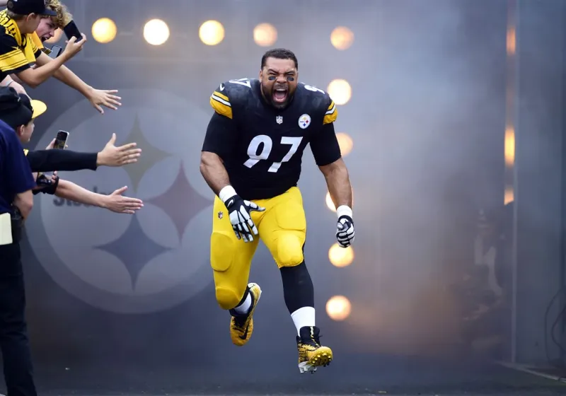 Cam Heyward isn't apologizing for the Steelers' testy sideline in Cleveland