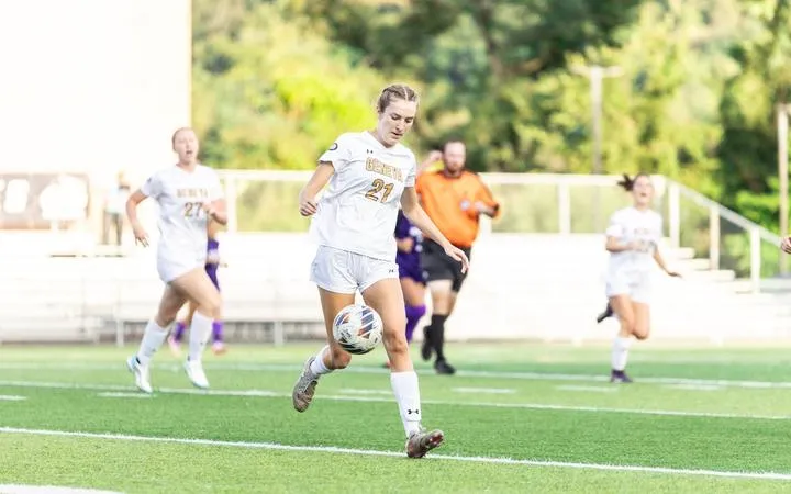 Women's Soccer Falls at Saint Francis