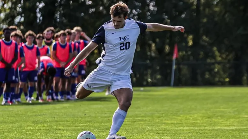 Hicks Nets Late Goal to Propel Men's Soccer Past Dickinson
