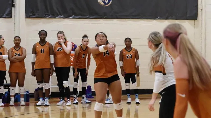 Volleyball faces PAC-leading Franciscan