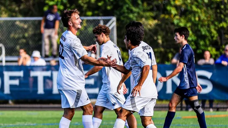Abington Overpowers Berks in 7-1 Victory